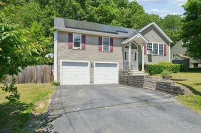 42 Wilbur St 1