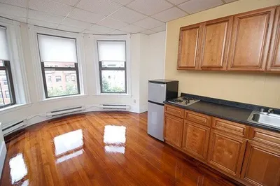 868 Beacon St #11