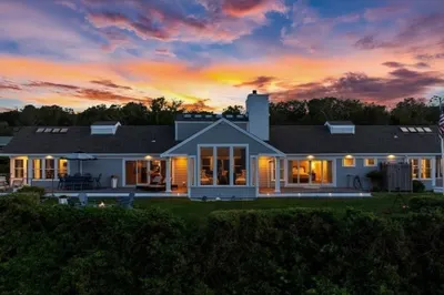 88 Sagamore Rd 1