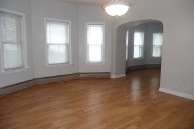 1226 North Main St #1