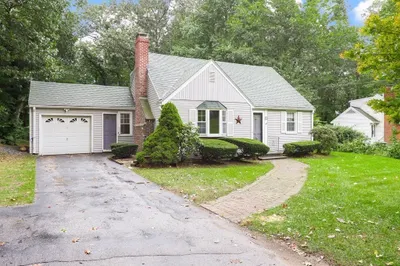 21 Cutler Drive 1