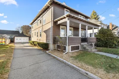 29 Cottage St 1
