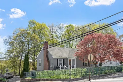 159 East St 1