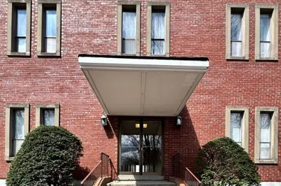 140 Wood Rd 1