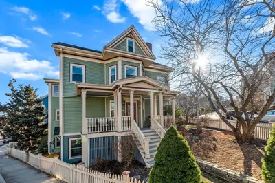 41 Seaverns Avenue #41 1