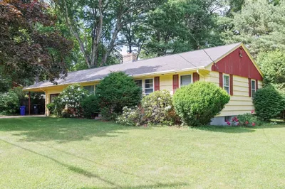 15 Avery Heights Dr