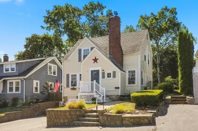 30 Hilldale Rd 1