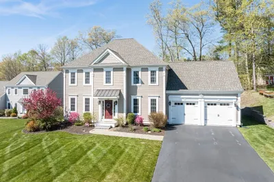 644 Shining Rock Dr 1