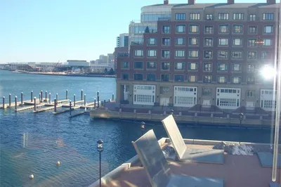 85 East India Row #25F 1