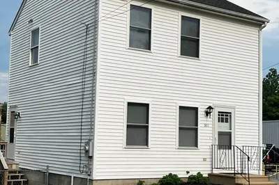 960 Main Street 1