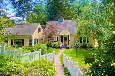 7 Mcgregory Rd