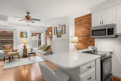 337 Marlborough Street #1B
