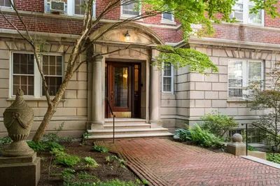 4 Washington Ave #18 1