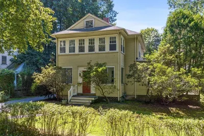 27 Boulevard Rd 1