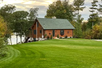236 Manchaug Rd 1