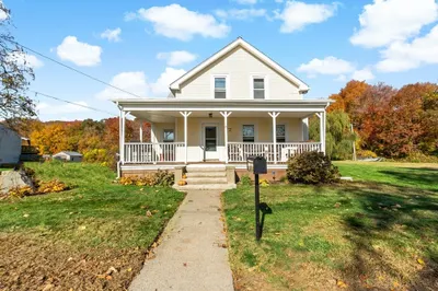 372 N Wheaton Ave 1