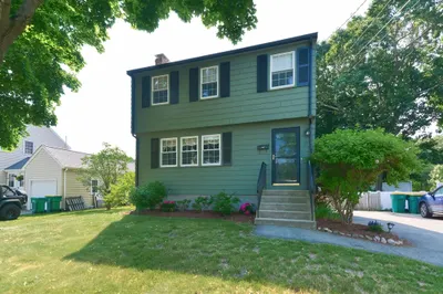 55 Winfield St 1