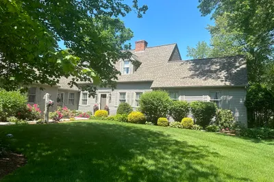 1 Brookview Ln 1