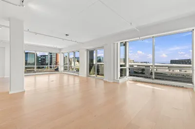 25 Channel Center St #1102 1