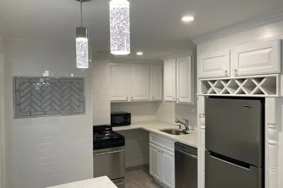 210 Hillside Ave #37