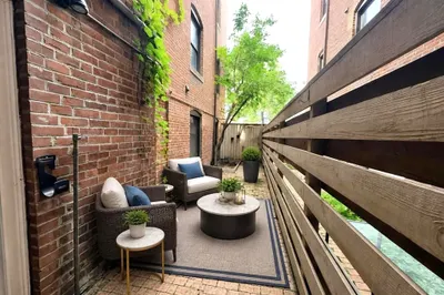 103 Gainsborough St #5 1