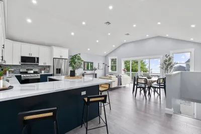 24 Washington Square 1