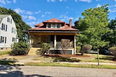 38 Raleigh Rd 1
