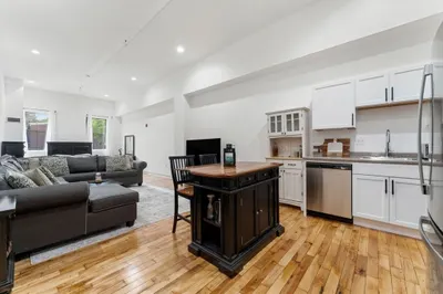 70-72 Northampton St #102