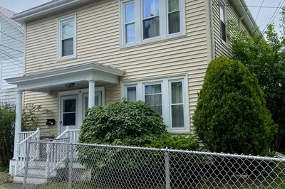 18 Chase St