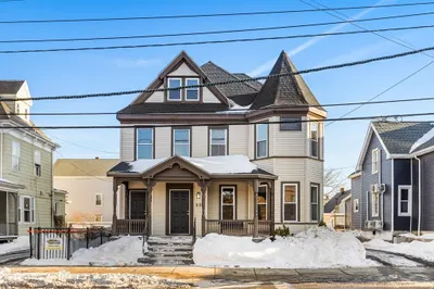 238 Essex St 1