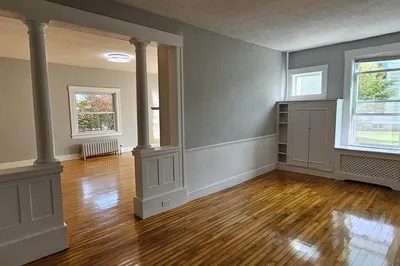 27 High St #1