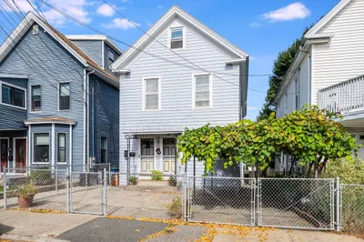 39 Meacham Street 1