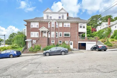 404 Mount Auburn St #2 1