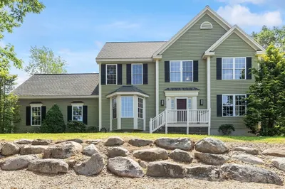 31 Fort Pond Hill Rd 1