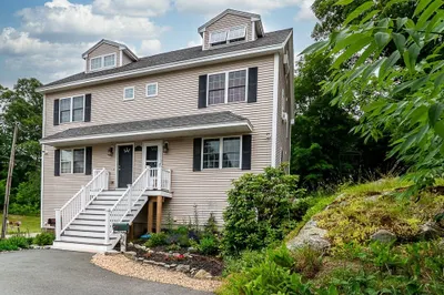 289 Chace Street #B 1