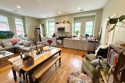 409 Dudley St #4 1