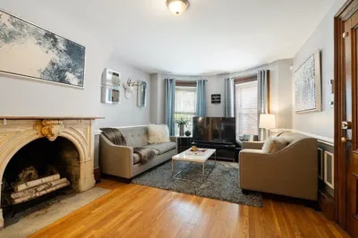 45 Rutland Square #1