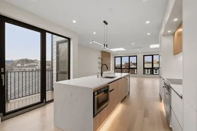 152 W 3rd Street #1