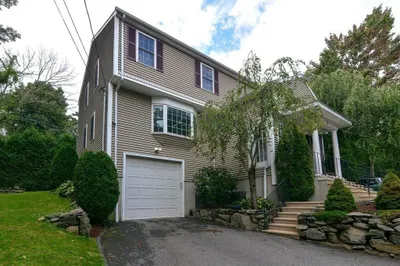 9-a Ansonia Rd #9A 1
