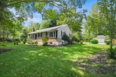 54 Grove St 1