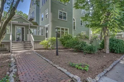 179 Richdale Ave #A24 1