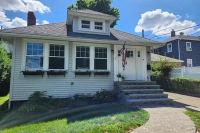 502 Weld St