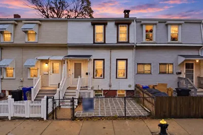 74 Leonard St 1