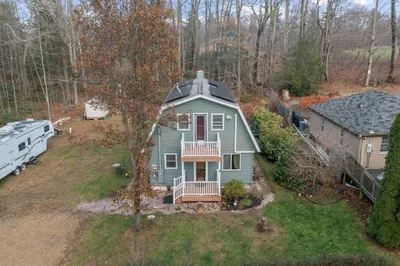 4 Wilson Way