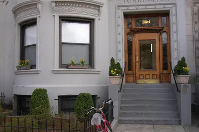 384 Commonwealth Ave #22