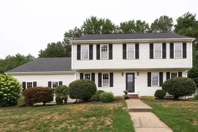 66 Old Stagecoach Road 1