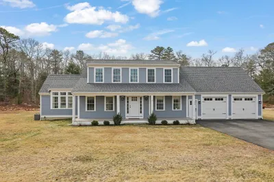 15 Maxwell Ln 1