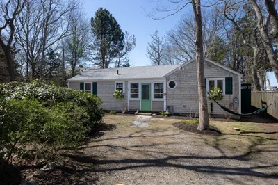 36 Neds Point Rd
