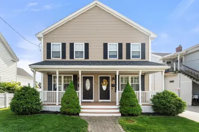 63 Prospect St #2