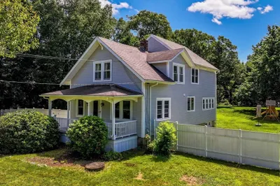 449 Old Westport Rd 1